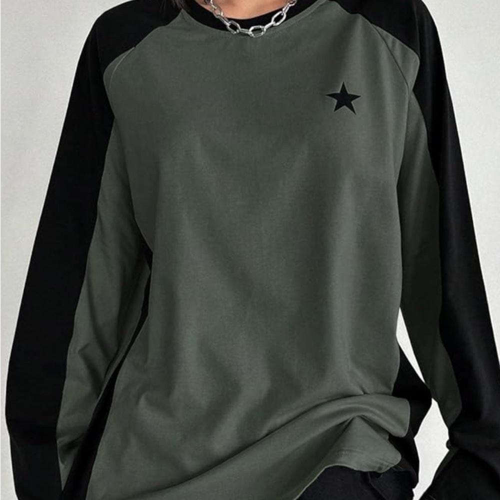 Amazon Black and Green Long Sleeve Raglan Tee